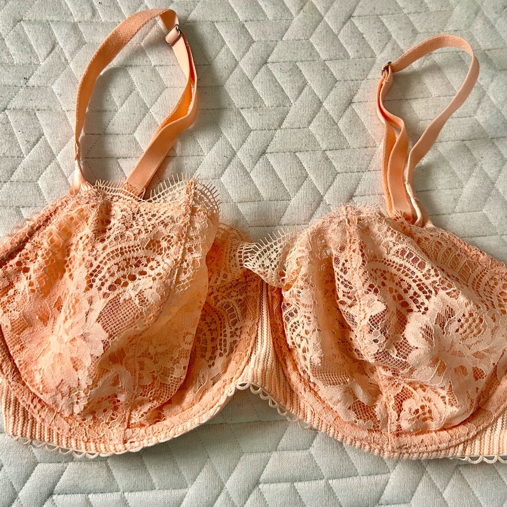 New Victoria's Secret Lace Dream Angels Push-up Peach 32 DDD